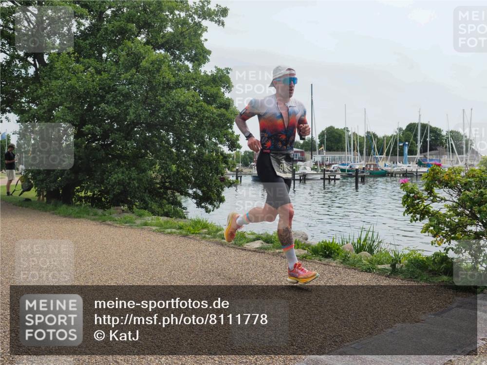 22.06.2025 - Viking Triathlon KatJ http://msf.ph/oto/8111778 22.06.2025 12:46:07 Laufen 90 meine-sportfotos.de