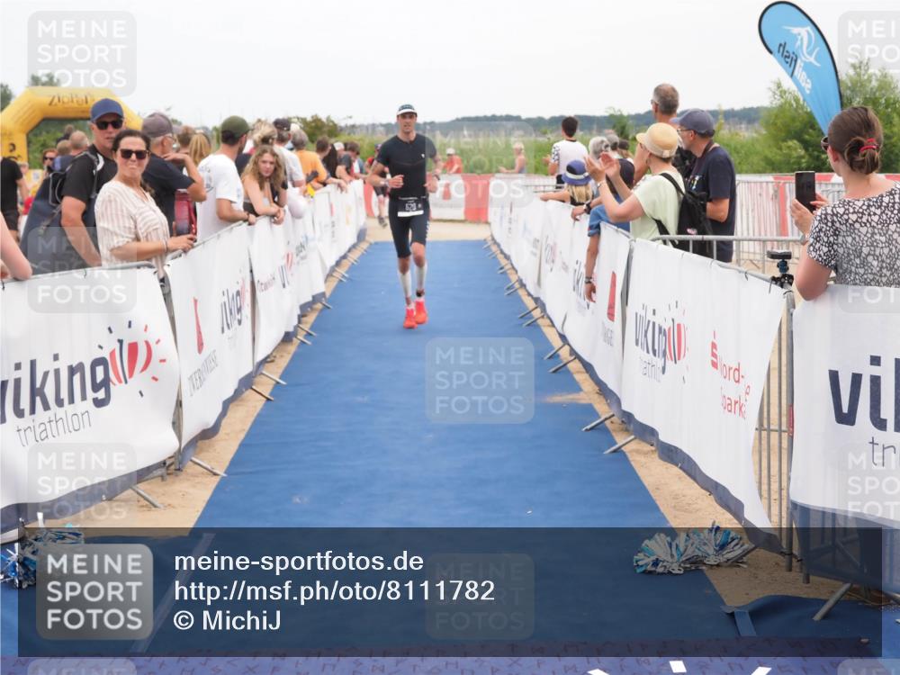 22.06.2025 - Viking Triathlon MichiJ http://msf.ph/oto/8111782 22.06.2025 15:02:42 Ziel 127, 529 meine-sportfotos.de