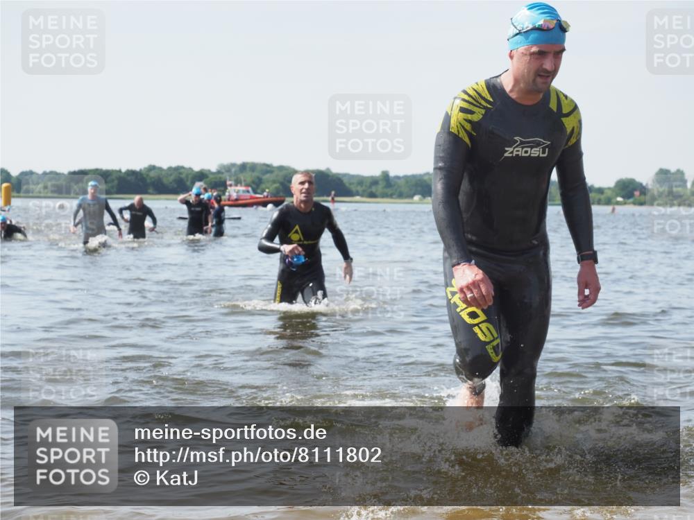 22.06.2025 - Viking Triathlon KatJ http://msf.ph/oto/8111802 22.06.2025 10:40:12 Schwimmen 248, 379, 385, 394, 487, 517, 538, 553 meine-sportfotos.de