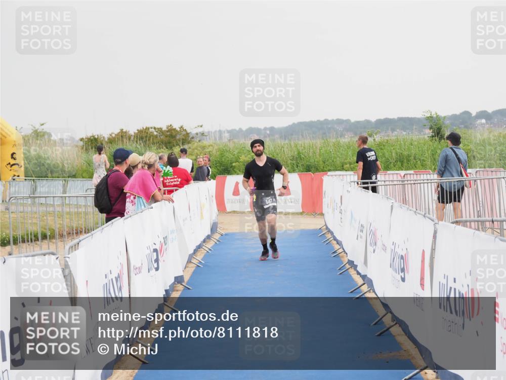 22.06.2025 - Viking Triathlon MichiJ http://msf.ph/oto/8111818 22.06.2025 16:41:07 Ziel 542 meine-sportfotos.de