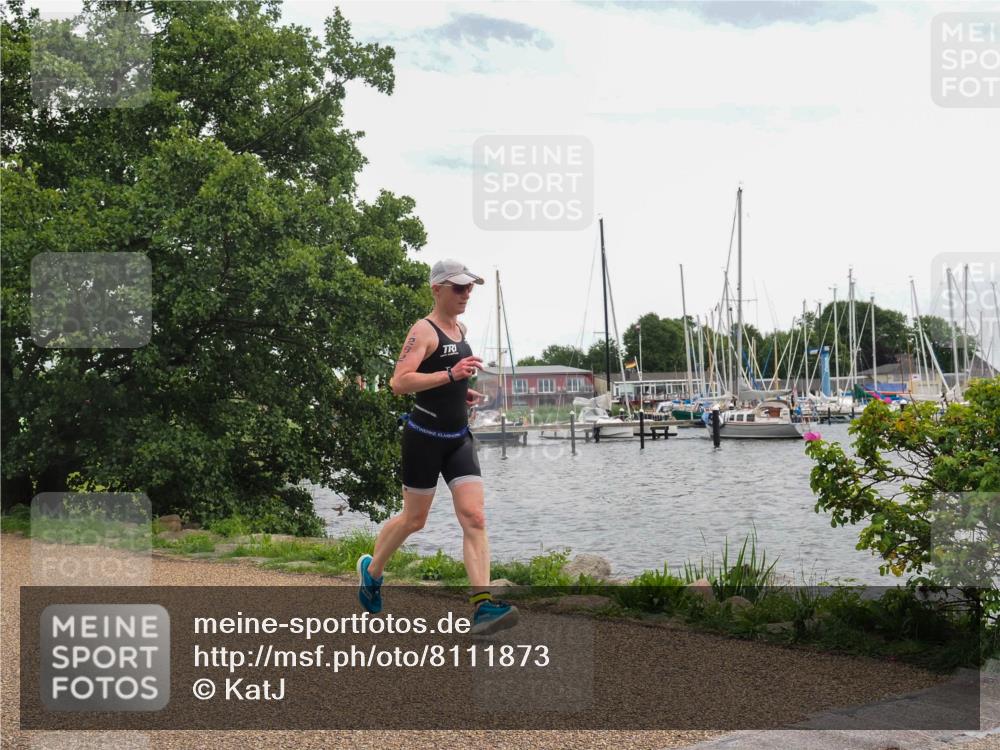 22.06.2025 - Viking Triathlon KatJ http://msf.ph/oto/8111873 22.06.2025 15:04:25 Laufen 282 meine-sportfotos.de