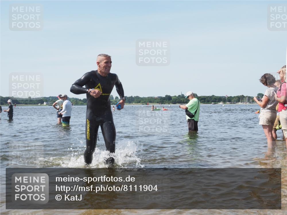 22.06.2025 - Viking Triathlon KatJ http://msf.ph/oto/8111904 22.06.2025 10:40:16 Schwimmen 248, 375, 379, 385, 394, 487, 517, 538, 553 meine-sportfotos.de
