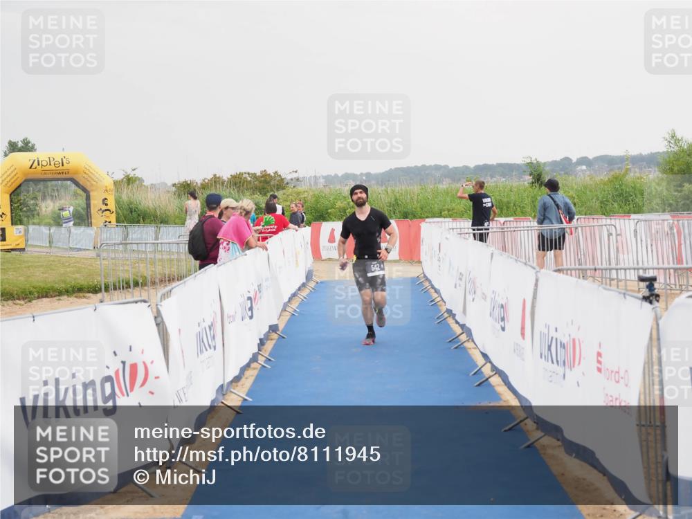 22.06.2025 - Viking Triathlon MichiJ http://msf.ph/oto/8111945 22.06.2025 16:41:08 Ziel 542 meine-sportfotos.de