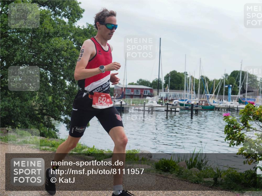 22.06.2025 - Viking Triathlon KatJ http://msf.ph/oto/8111957 22.06.2025 12:46:27 Laufen 642 meine-sportfotos.de
