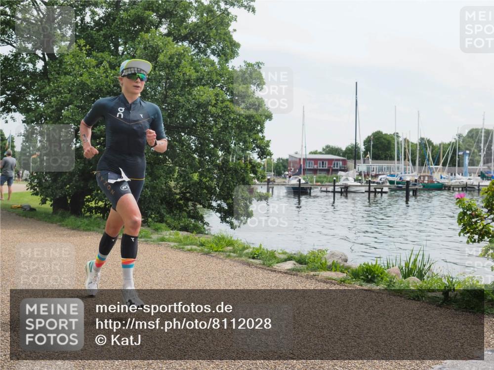 22.06.2025 - Viking Triathlon KatJ http://msf.ph/oto/8112028 22.06.2025 12:47:40 Laufen 15 meine-sportfotos.de