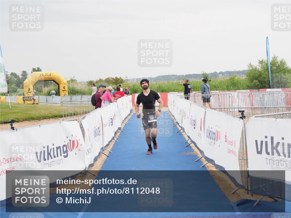 22.06.2025 - Viking Triathlon MichiJ http://msf.ph/oto/8112048 22.06.2025 16:41:10 Ziel 542 meine-sportfotos.de