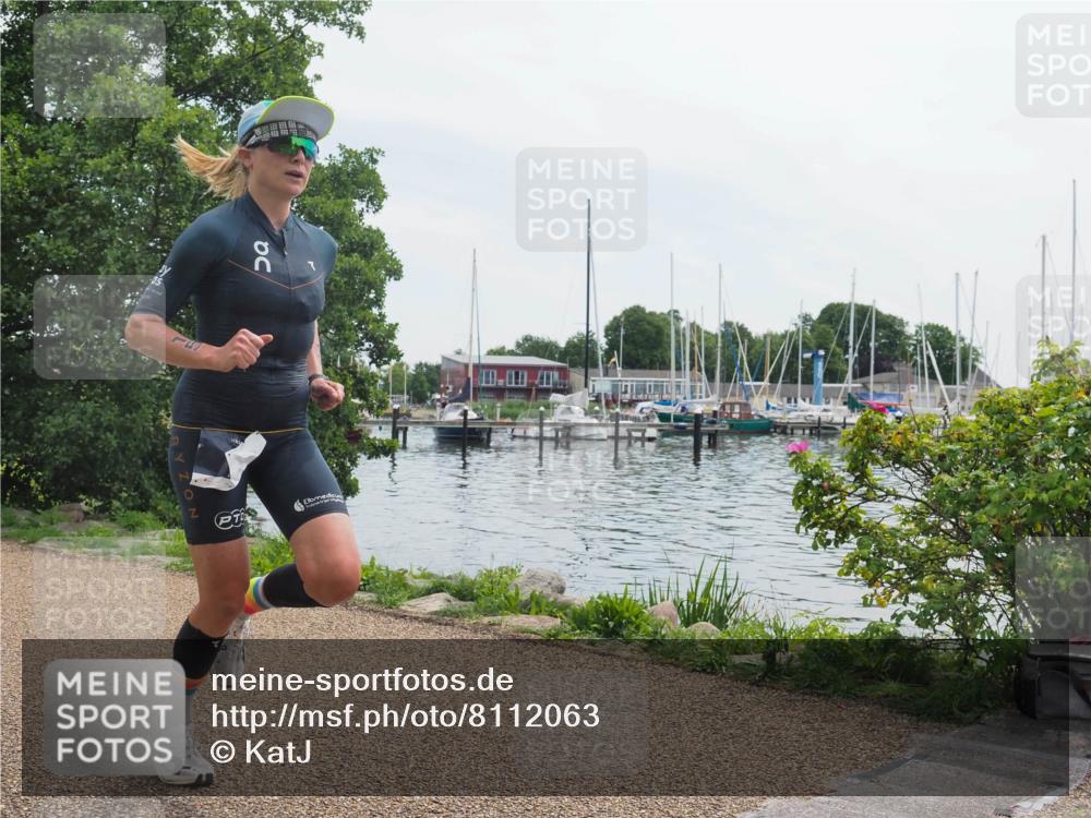 22.06.2025 - Viking Triathlon KatJ http://msf.ph/oto/8112063 22.06.2025 12:47:40 Laufen 15 meine-sportfotos.de