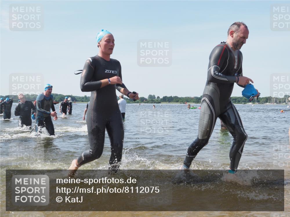 22.06.2025 - Viking Triathlon KatJ http://msf.ph/oto/8112075 22.06.2025 10:40:25 Schwimmen 44, 228, 254, 275, 291, 375, 379, 385, 394, 487, 511, 514, 517, 553, 556, 644 meine-sportfotos.de