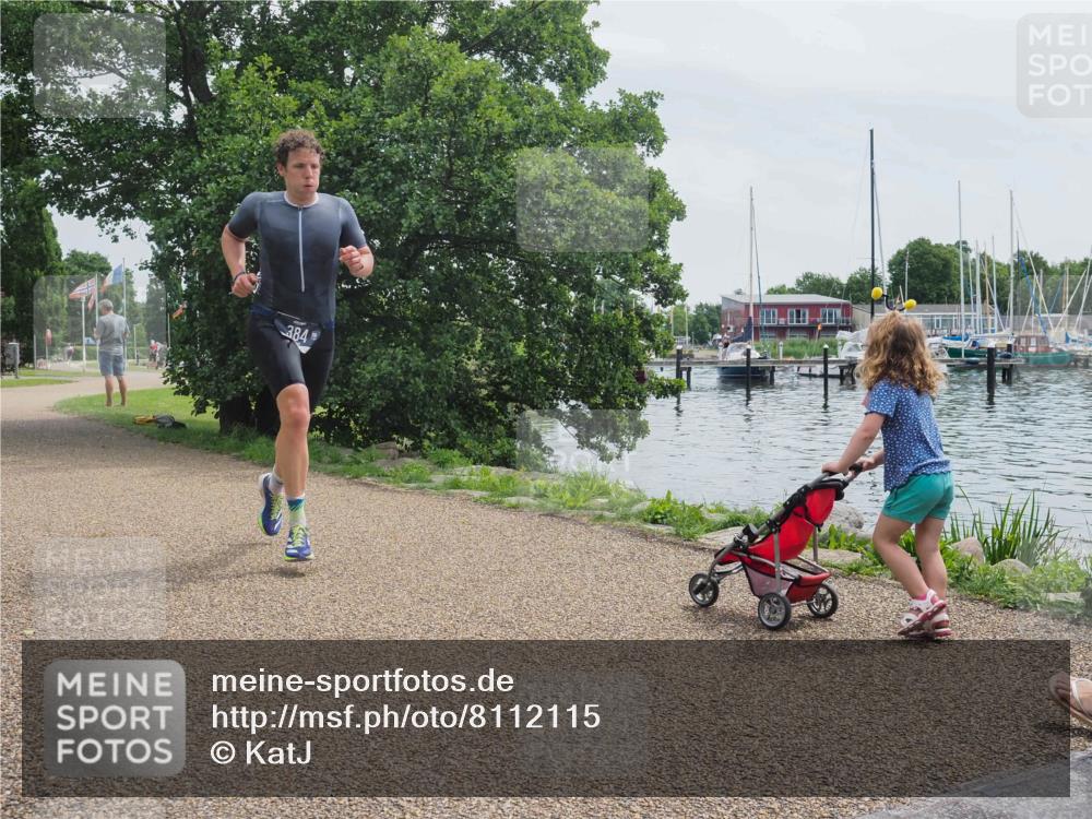 22.06.2025 - Viking Triathlon KatJ http://msf.ph/oto/8112115 22.06.2025 12:47:46 Laufen 384 meine-sportfotos.de