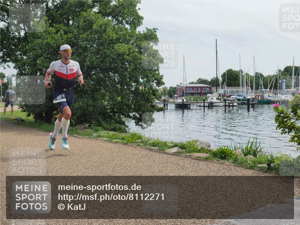 22.06.2025 - Viking Triathlon KatJ http://msf.ph/oto/8112271 22.06.2025 12:48:13 Laufen 122 meine-sportfotos.de