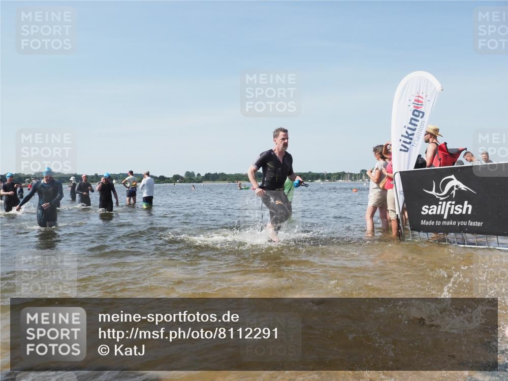 22.06.2025 - Viking Triathlon KatJ http://msf.ph/oto/8112291 22.06.2025 10:40:31 Schwimmen 44, 228, 239, 254, 275, 291, 325, 375, 385, 511, 514, 517, 556, 644, 655, 657 meine-sportfotos.de