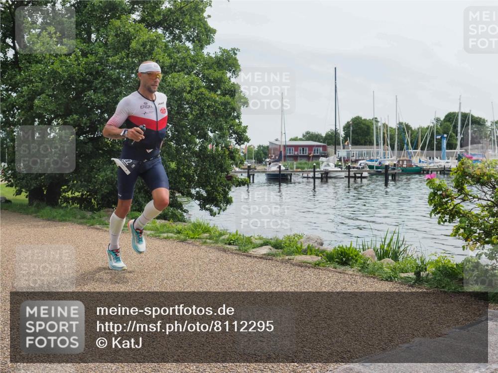 22.06.2025 - Viking Triathlon KatJ http://msf.ph/oto/8112295 22.06.2025 12:48:13 Laufen 122 meine-sportfotos.de