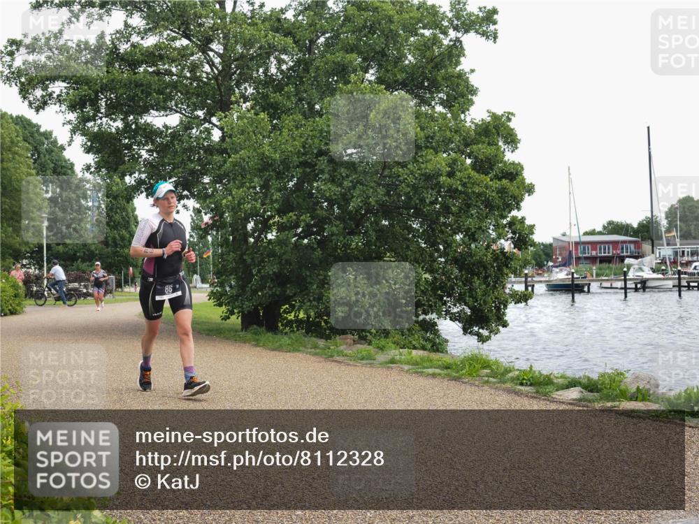 22.06.2025 - Viking Triathlon KatJ http://msf.ph/oto/8112328 22.06.2025 15:04:49 Laufen 86, 221, 461 meine-sportfotos.de