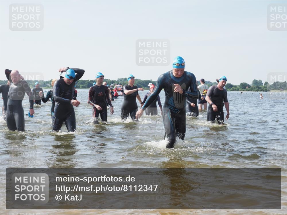 22.06.2025 - Viking Triathlon KatJ http://msf.ph/oto/8112347 22.06.2025 10:40:34 Schwimmen 44, 228, 235, 239, 254, 266, 275, 291, 325, 361, 375, 511, 514, 556, 644, 655, 657 meine-sportfotos.de