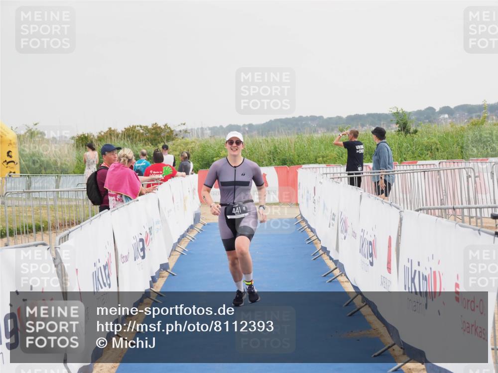 22.06.2025 - Viking Triathlon MichiJ http://msf.ph/oto/8112393 22.06.2025 16:41:24 Ziel 441 meine-sportfotos.de