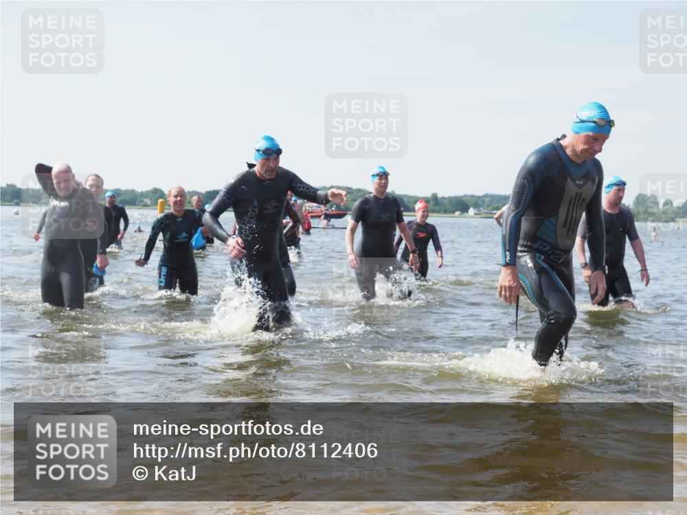 22.06.2025 - Viking Triathlon KatJ http://msf.ph/oto/8112406 22.06.2025 10:40:35 Schwimmen 44, 228, 235, 239, 254, 266, 275, 291, 325, 361, 462, 511, 514, 556, 644, 655, 657 meine-sportfotos.de