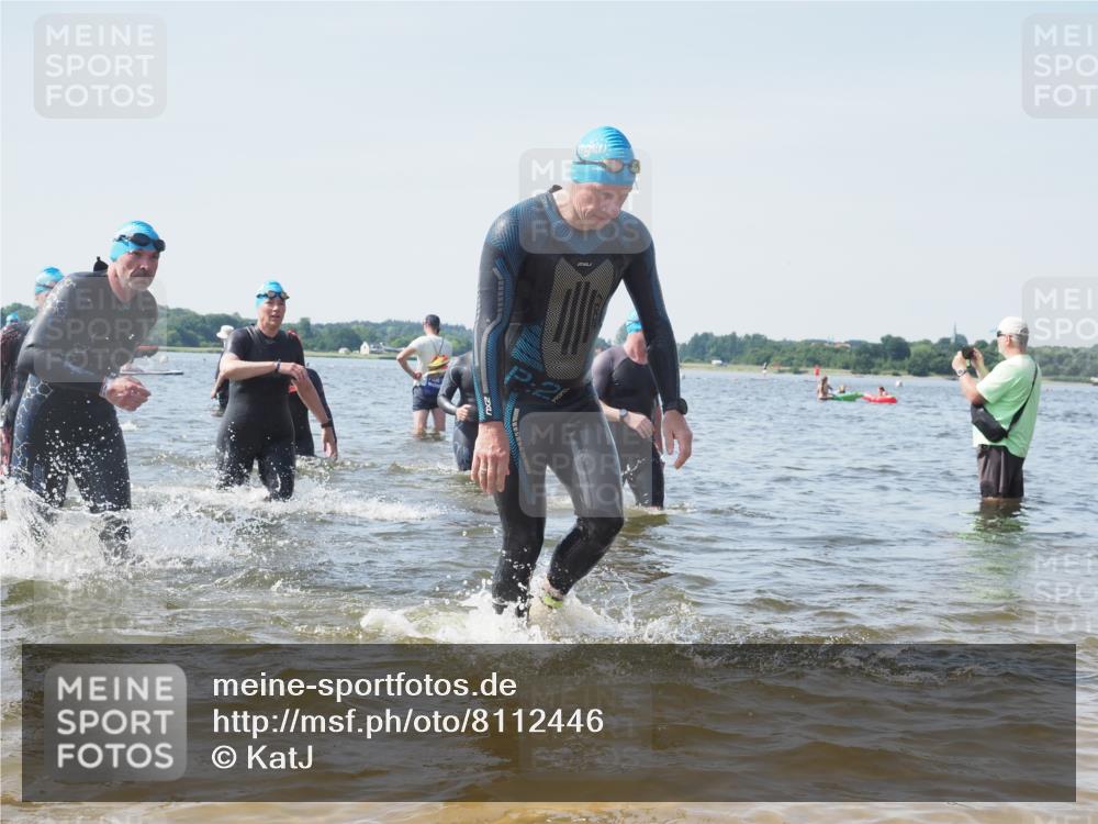 22.06.2025 - Viking Triathlon KatJ http://msf.ph/oto/8112446 22.06.2025 10:40:35 Schwimmen 44, 228, 235, 239, 254, 266, 275, 291, 325, 361, 462, 511, 514, 556, 644, 655, 657 meine-sportfotos.de