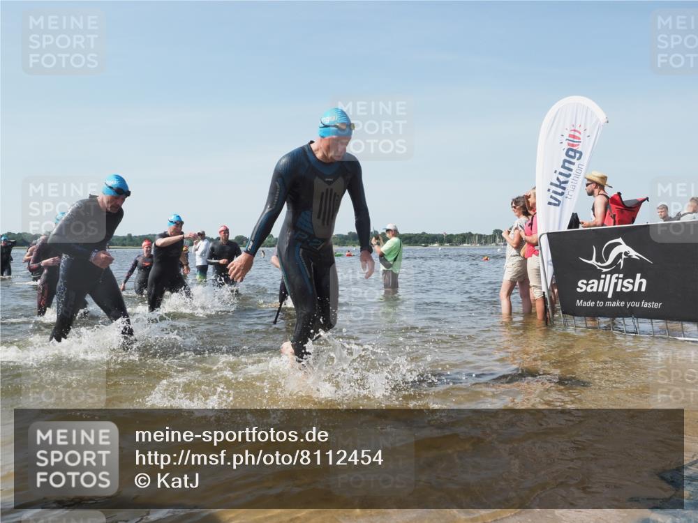 22.06.2025 - Viking Triathlon KatJ http://msf.ph/oto/8112454 22.06.2025 10:40:36 Schwimmen 44, 228, 235, 239, 254, 266, 275, 291, 325, 361, 462, 511, 514, 556, 644, 655, 657 meine-sportfotos.de