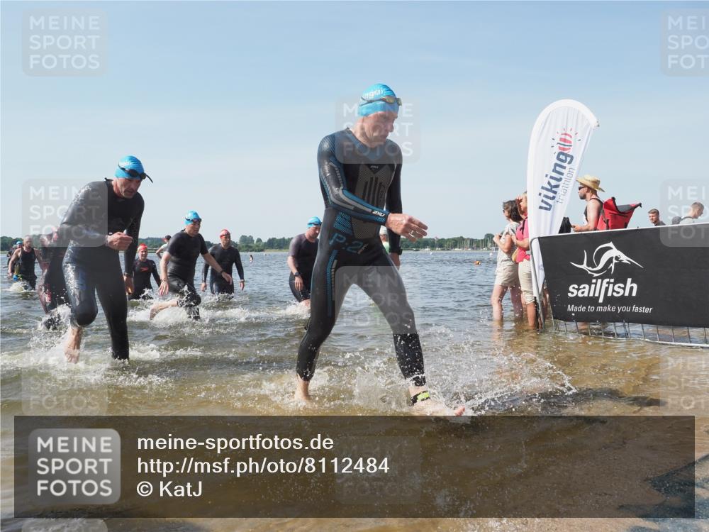 22.06.2025 - Viking Triathlon KatJ http://msf.ph/oto/8112484 22.06.2025 10:40:37 Schwimmen 44, 228, 235, 239, 254, 266, 275, 291, 325, 361, 462, 511, 514, 556, 644, 655, 657 meine-sportfotos.de