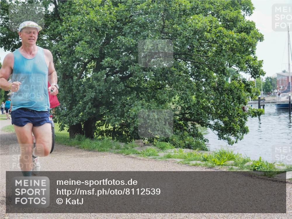 22.06.2025 - Viking Triathlon KatJ http://msf.ph/oto/8112539 22.06.2025 12:48:41 Laufen 526, 617, 652 meine-sportfotos.de