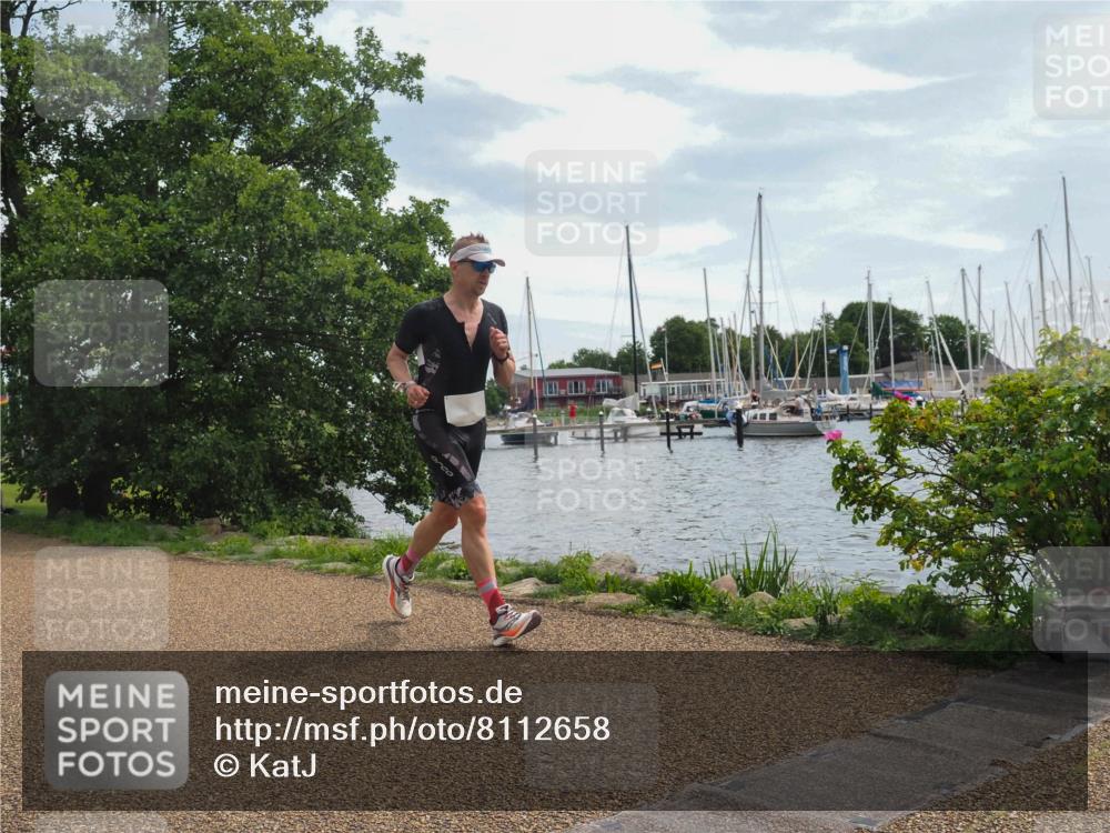 22.06.2025 - Viking Triathlon KatJ http://msf.ph/oto/8112658 22.06.2025 13:22:09 Laufen 34 meine-sportfotos.de