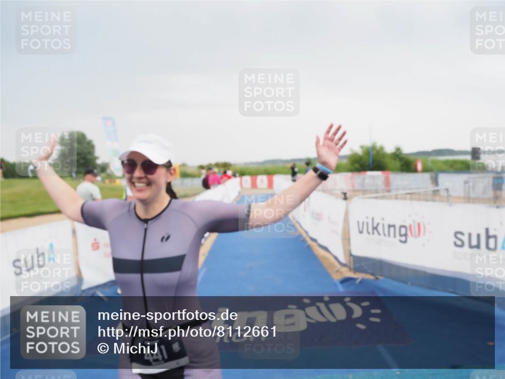 22.06.2025 - Viking Triathlon MichiJ http://msf.ph/oto/8112661 22.06.2025 16:41:27 Ziel 441 meine-sportfotos.de