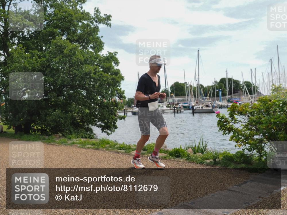 22.06.2025 - Viking Triathlon KatJ http://msf.ph/oto/8112679 22.06.2025 13:22:09 Laufen 34 meine-sportfotos.de