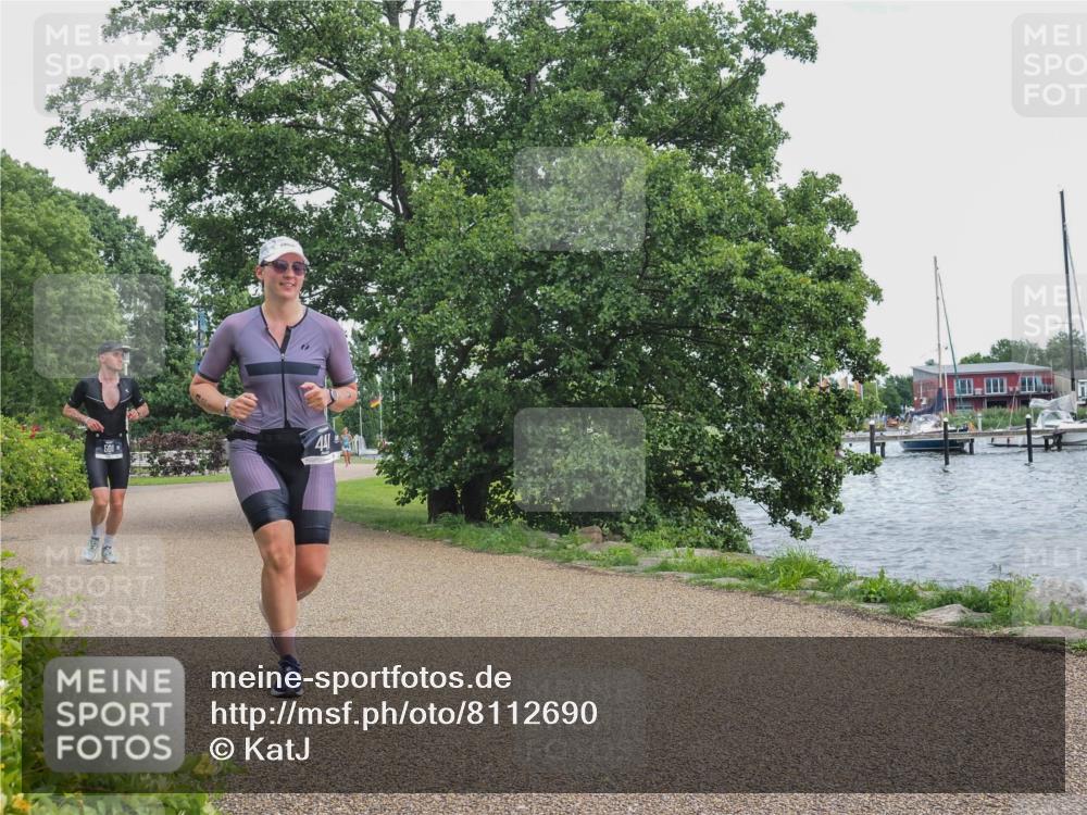 22.06.2025 - Viking Triathlon KatJ http://msf.ph/oto/8112690 22.06.2025 15:05:21 Laufen 441, 501 meine-sportfotos.de