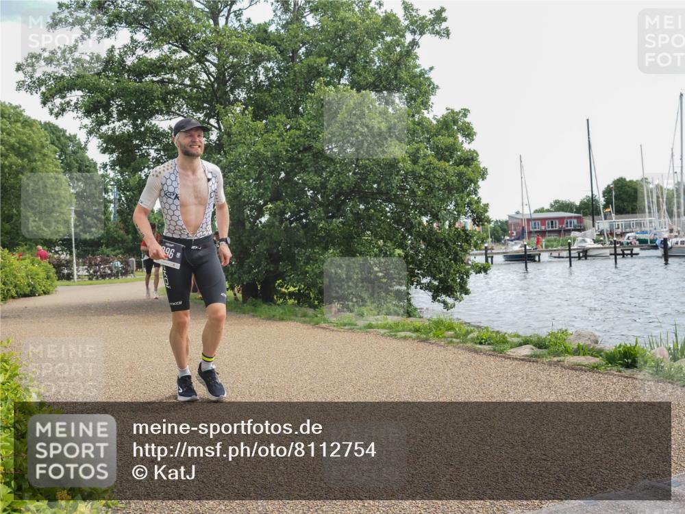 22.06.2025 - Viking Triathlon KatJ http://msf.ph/oto/8112754 22.06.2025 13:22:23 Laufen 33, 396 meine-sportfotos.de