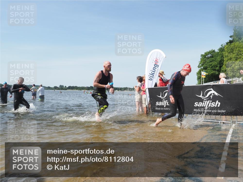22.06.2025 - Viking Triathlon KatJ http://msf.ph/oto/8112804 22.06.2025 10:40:45 Schwimmen 59, 235, 239, 266, 325, 361, 397, 462, 530, 644, 655, 657 meine-sportfotos.de