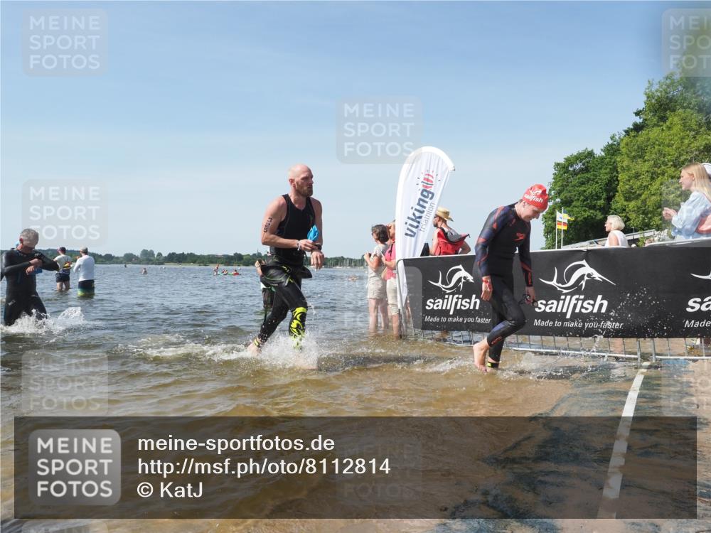 22.06.2025 - Viking Triathlon KatJ http://msf.ph/oto/8112814 22.06.2025 10:40:45 Schwimmen 59, 235, 239, 266, 325, 361, 397, 462, 530, 644, 655, 657 meine-sportfotos.de