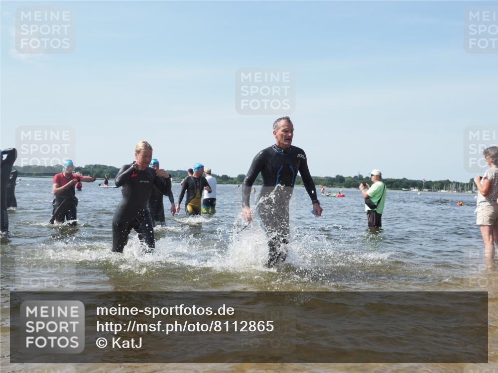 22.06.2025 - Viking Triathlon KatJ http://msf.ph/oto/8112865 22.06.2025 10:40:47 Schwimmen 59, 235, 239, 266, 325, 361, 397, 462, 530, 655, 657 meine-sportfotos.de