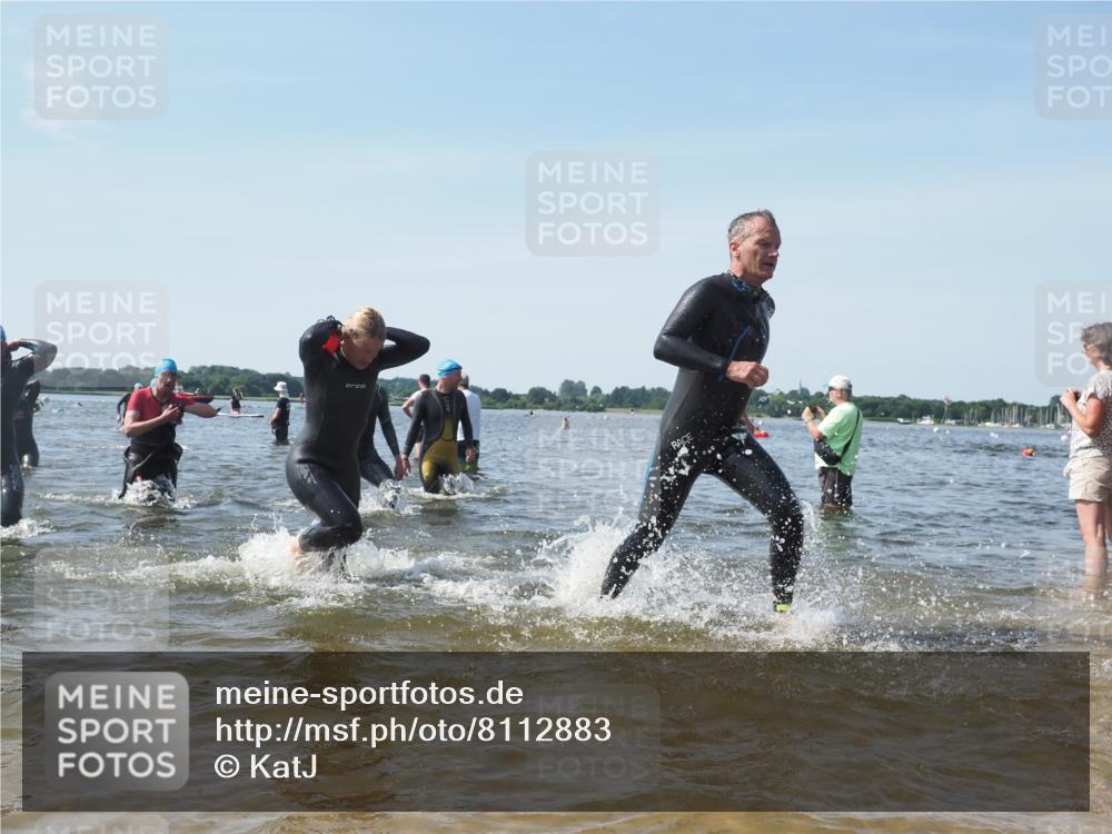 22.06.2025 - Viking Triathlon KatJ http://msf.ph/oto/8112883 22.06.2025 10:40:47 Schwimmen 59, 235, 239, 266, 325, 361, 397, 462, 530, 655, 657 meine-sportfotos.de