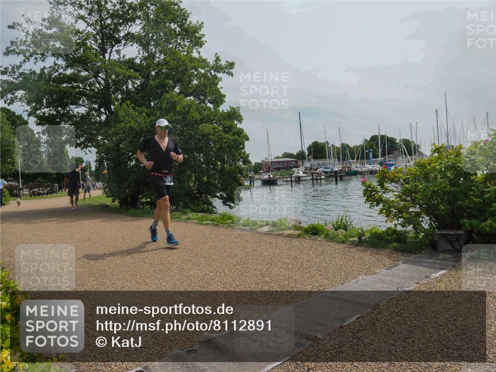 22.06.2025 - Viking Triathlon KatJ http://msf.ph/oto/8112891 22.06.2025 12:50:03 Laufen 176 meine-sportfotos.de