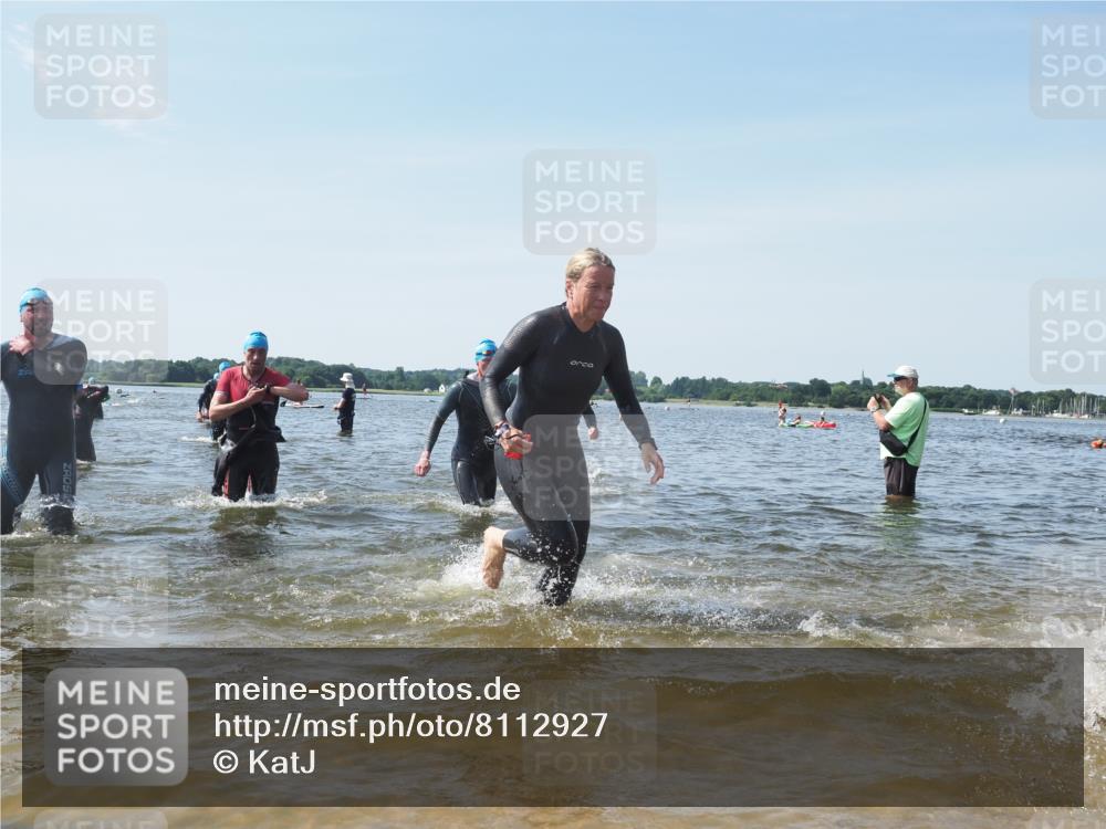 22.06.2025 - Viking Triathlon KatJ http://msf.ph/oto/8112927 22.06.2025 10:40:48 Schwimmen 59, 235, 239, 266, 361, 397, 462, 530, 655 meine-sportfotos.de