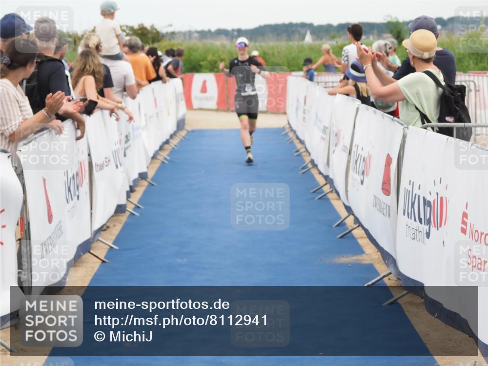 22.06.2025 - Viking Triathlon MichiJ http://msf.ph/oto/8112941 22.06.2025 15:03:51 Ziel 438 meine-sportfotos.de