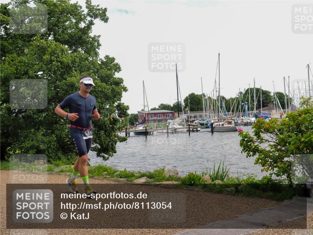 22.06.2025 - Viking Triathlon KatJ http://msf.ph/oto/8113054 22.06.2025 15:05:35 Laufen 465, 538 meine-sportfotos.de
