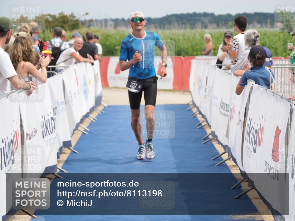 22.06.2025 - Viking Triathlon MichiJ http://msf.ph/oto/8113198 22.06.2025 14:54:17 Ziel 237 meine-sportfotos.de