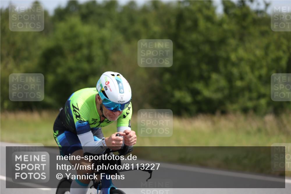 22.06.2025 - Viking Triathlon Yannick Fuchs http://msf.ph/oto/8113227 22.06.2025 11:38:09 Radfahren 4, 71, 243, 480, 549, 609, 629 meine-sportfotos.de