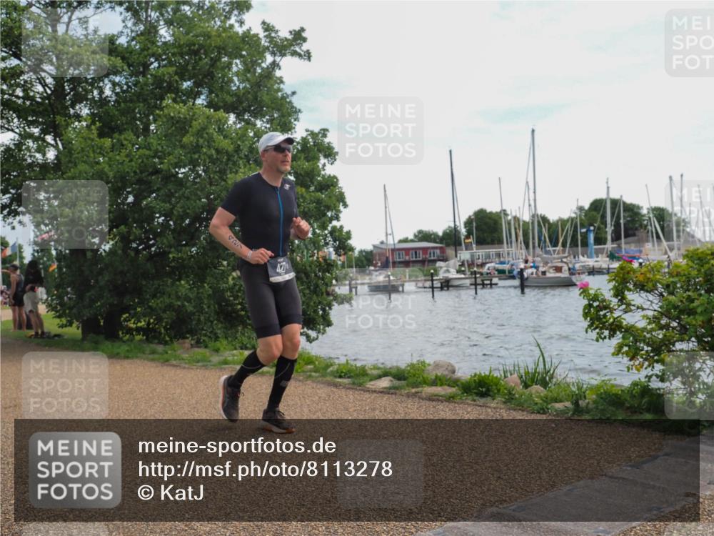 22.06.2025 - Viking Triathlon KatJ http://msf.ph/oto/8113278 22.06.2025 13:23:02 Laufen 427 meine-sportfotos.de