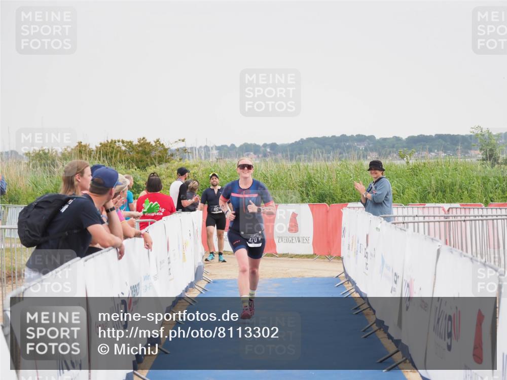 22.06.2025 - Viking Triathlon MichiJ http://msf.ph/oto/8113302 22.06.2025 16:44:47 Ziel 470 meine-sportfotos.de