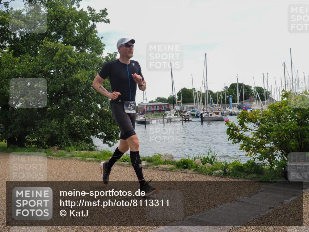 22.06.2025 - Viking Triathlon KatJ http://msf.ph/oto/8113311 22.06.2025 13:23:02 Laufen 427 meine-sportfotos.de