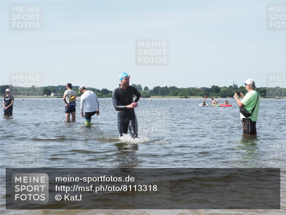 22.06.2025 - Viking Triathlon KatJ http://msf.ph/oto/8113318 22.06.2025 10:41:05 Schwimmen 153, 314, 389, 496, 631 meine-sportfotos.de