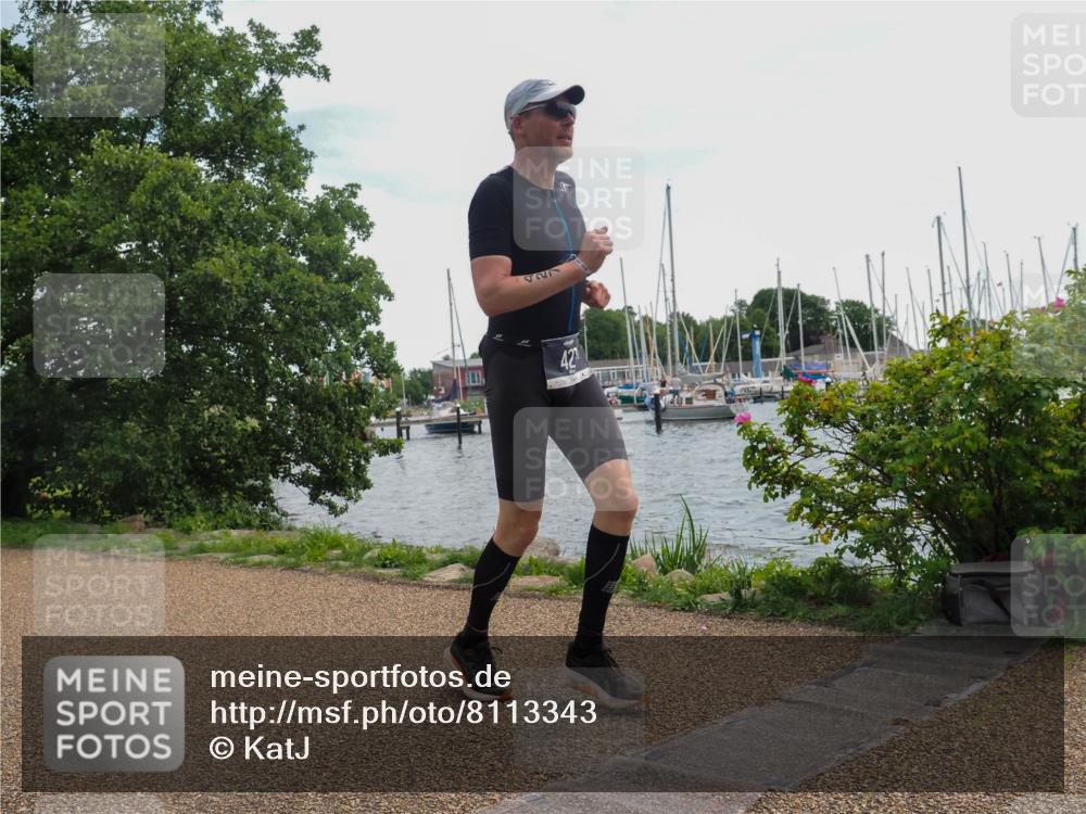 22.06.2025 - Viking Triathlon KatJ http://msf.ph/oto/8113343 22.06.2025 13:23:02 Laufen 427 meine-sportfotos.de