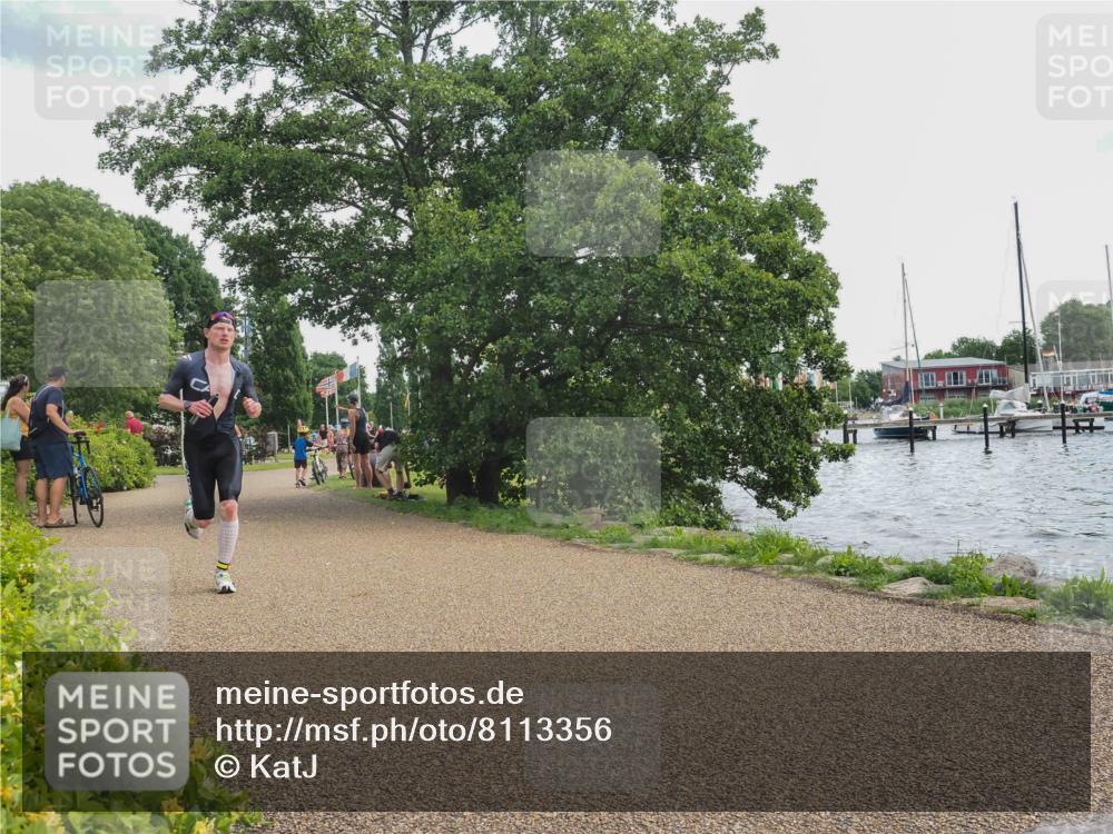 22.06.2025 - Viking Triathlon KatJ http://msf.ph/oto/8113356 22.06.2025 13:23:05 Laufen 526 meine-sportfotos.de