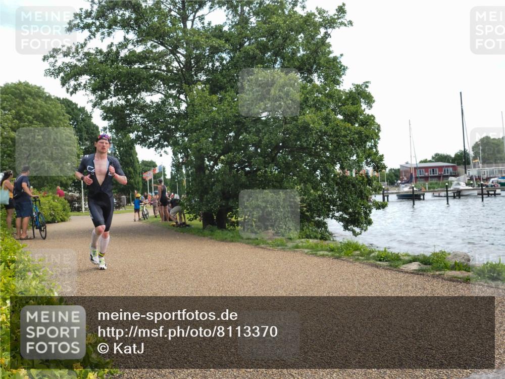 22.06.2025 - Viking Triathlon KatJ http://msf.ph/oto/8113370 22.06.2025 13:23:05 Laufen 526 meine-sportfotos.de