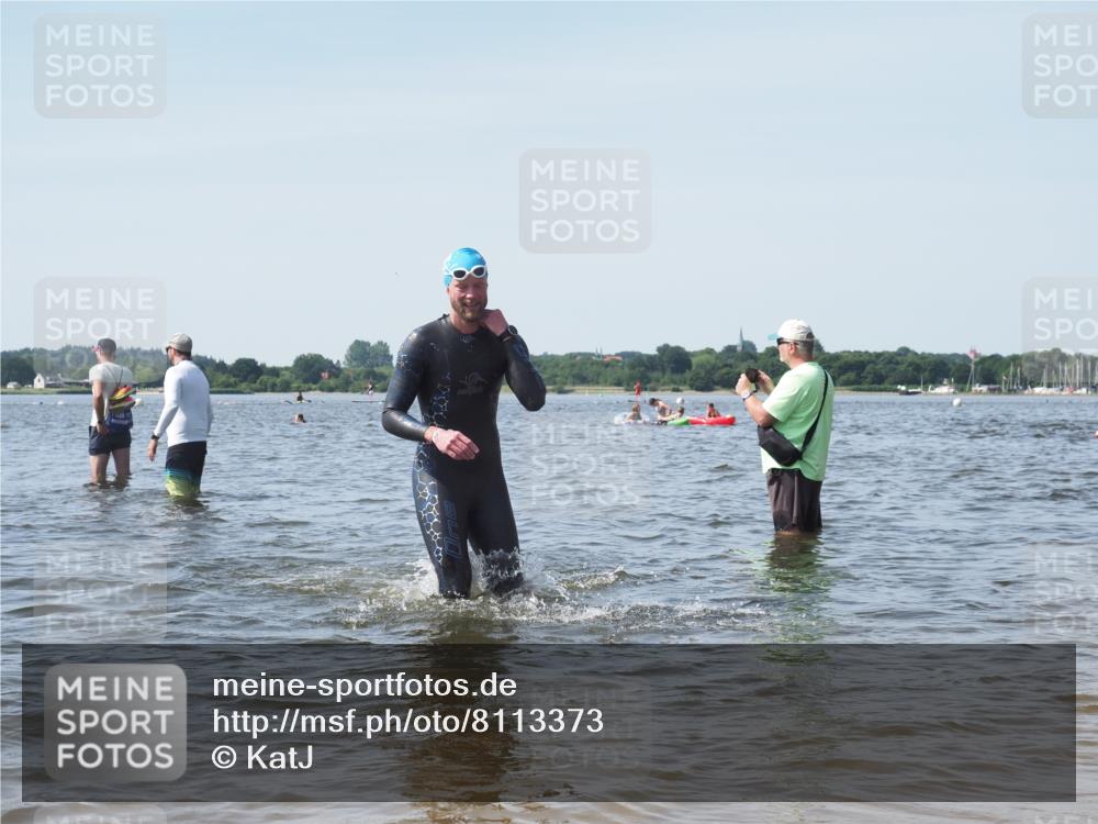 22.06.2025 - Viking Triathlon KatJ http://msf.ph/oto/8113373 22.06.2025 10:41:07 Schwimmen 153, 314, 389, 496, 631 meine-sportfotos.de