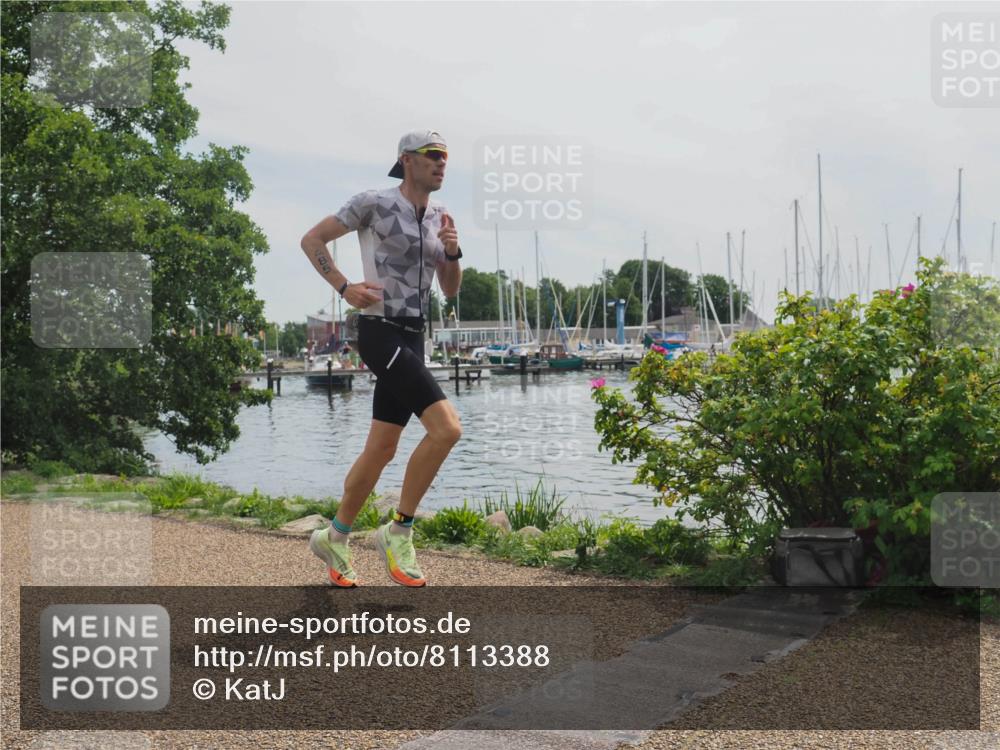 22.06.2025 - Viking Triathlon KatJ http://msf.ph/oto/8113388 22.06.2025 12:50:54 Laufen 485 meine-sportfotos.de