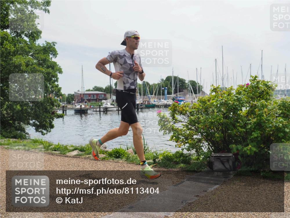 22.06.2025 - Viking Triathlon KatJ http://msf.ph/oto/8113404 22.06.2025 12:50:54 Laufen 485 meine-sportfotos.de