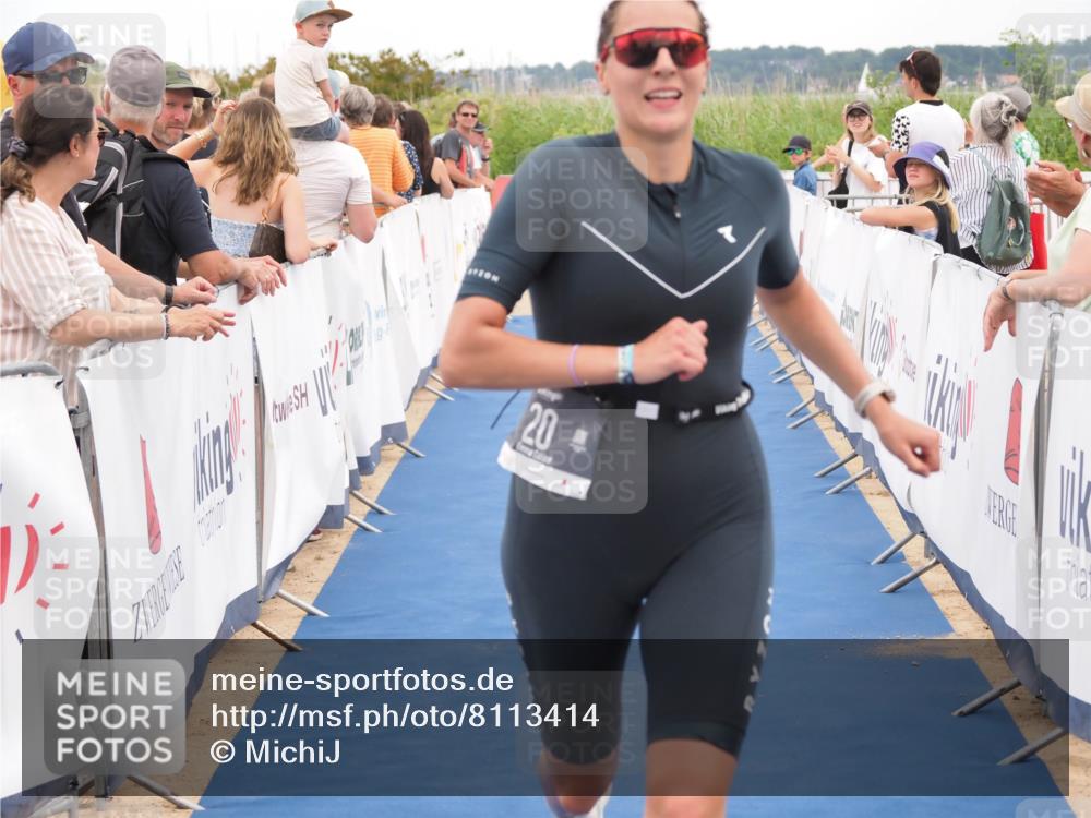 22.06.2025 - Viking Triathlon MichiJ http://msf.ph/oto/8113414 22.06.2025 15:04:02 Ziel 20 meine-sportfotos.de